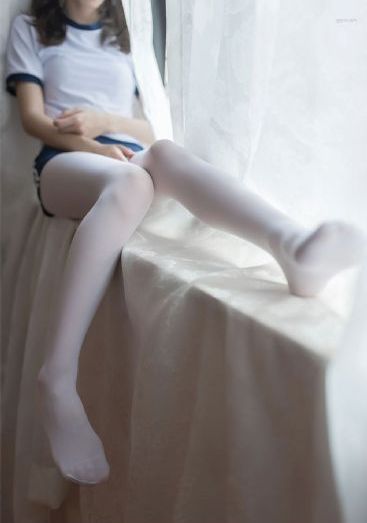 让你下边流水发春的小黄文_BD英语完整视频观看