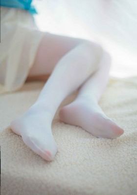 亚州一二三_超清免费在线观看
