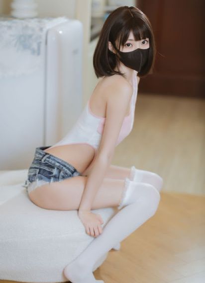 欧美裸体极品少妇_BD英语手机免费观看完整
