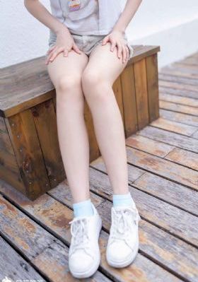 KTV包厢吃奶视频大全_高清高清完整版