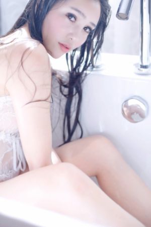 公交车暴露调教h文系列视频_蓝光完整在线观看