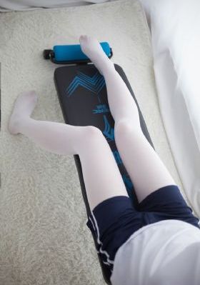 丰满女人裸体婬交视频_在线视频网
